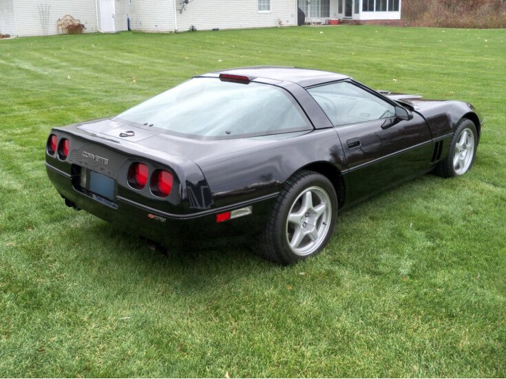 Thumbnail Photo undefined for 1990 Chevrolet Corvette ZR-1 Coupe